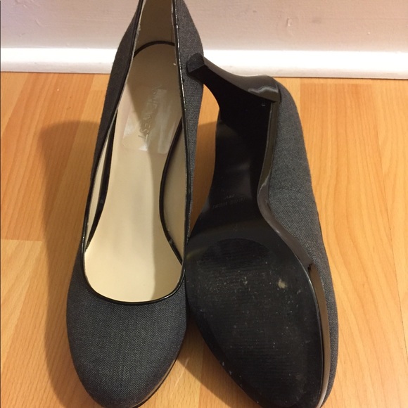 Grey Nine West Platform Pumps 7.5 - Picture 3 of 4
